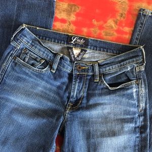 27/4 Long, Lucky Brand Cumberland Sweet n Low Jean